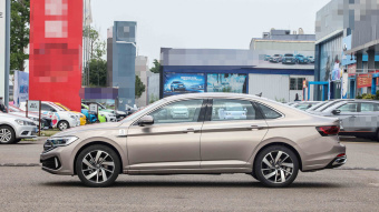 VW Sagitar Excellence 300TSI DSG